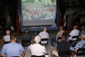 Астраханские патриоты рассказали о своей патриотической работе ветеранам Ставропольского края
